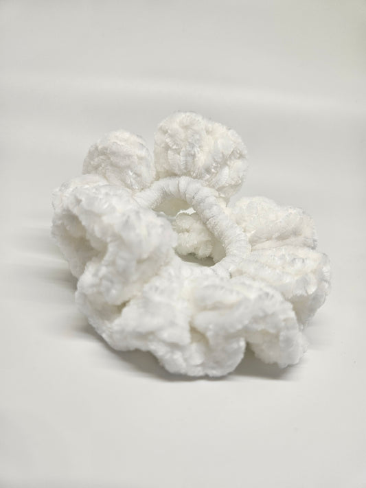 White Velvet Scrunchie- 2 Pack